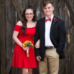 Meet your Posher, Bella